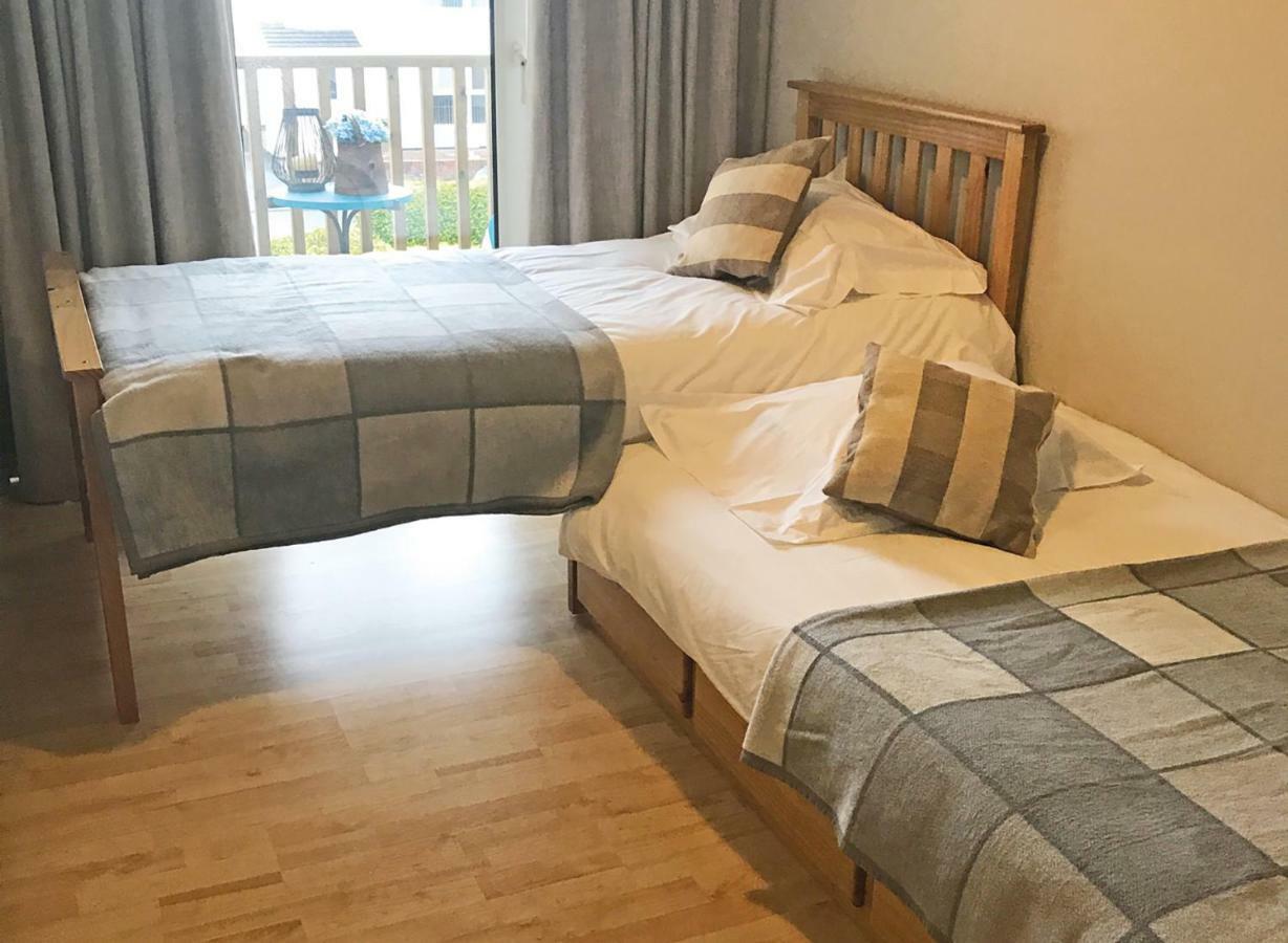 Cosy Cwtch Villa Porthcawl Exterior photo